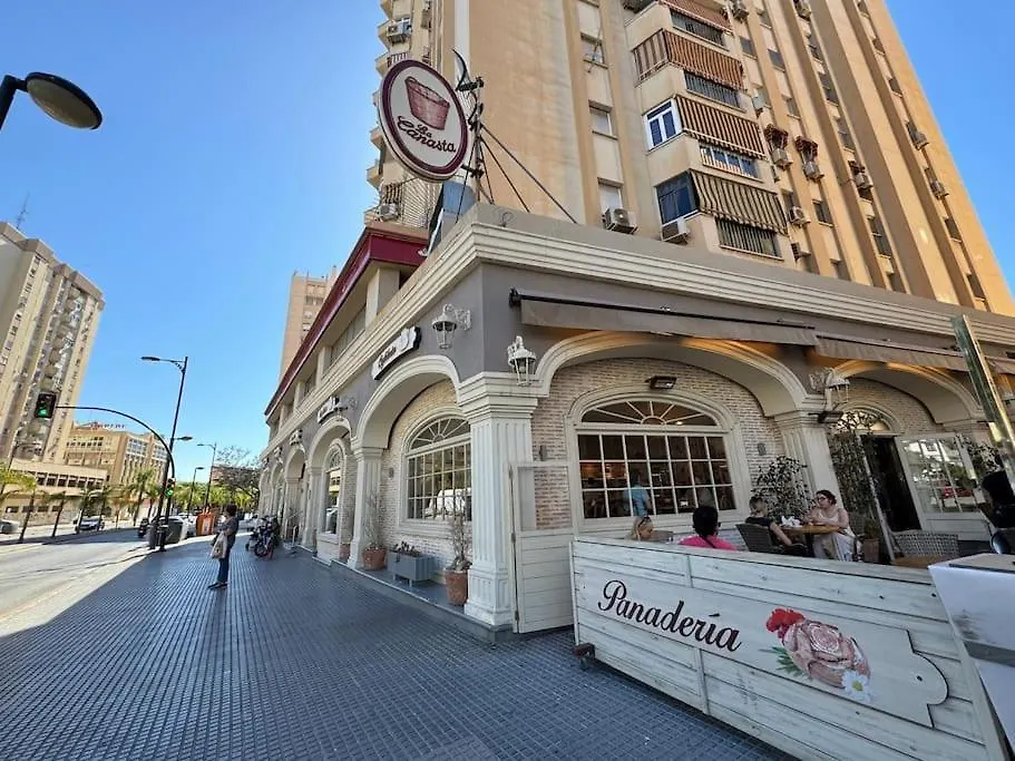 Apartamento Increible Piso Al Lado Del Centro De Málaga España