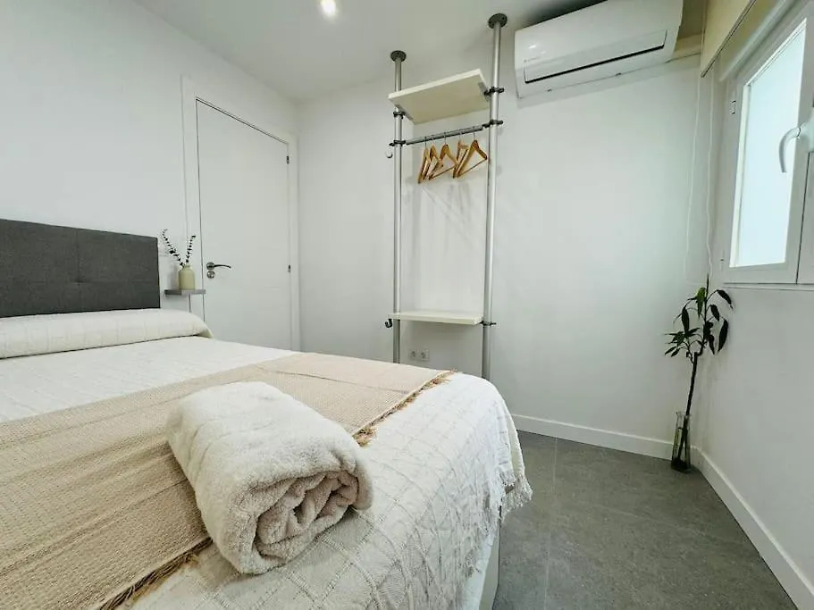 Apartamento Increible Piso Al Lado Del Centro De Málaga 0*,  España